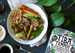 Tiba Tempeh Soy-Marinated Pieces Stir-Fry